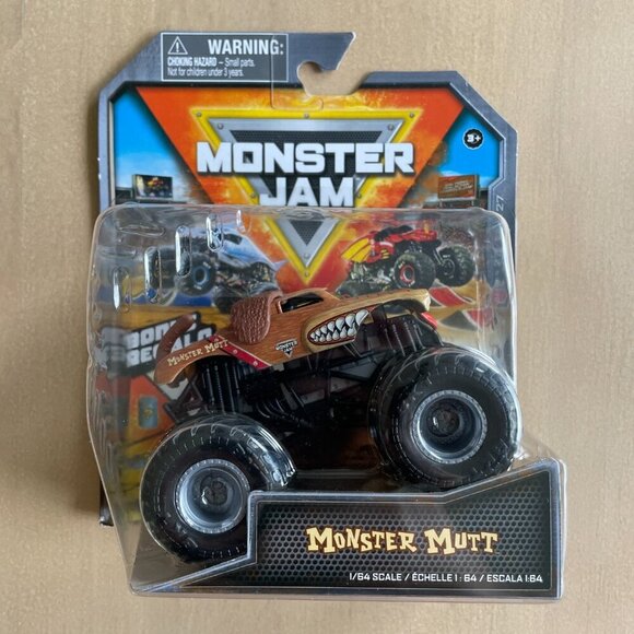 NEW Monster Jam Monster Mutt 1:64 Scale Monster Truck Toy - Picture 2 of 4